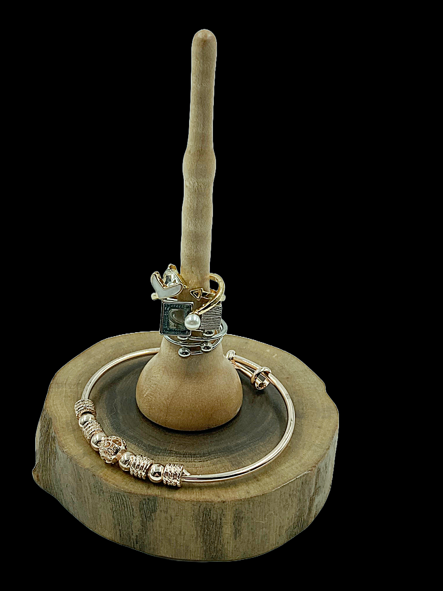 Scrunchie/jewelery holder